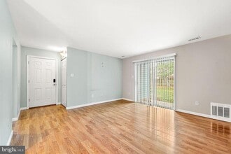 509 Cascade Ct in Sewell, NJ - Building Photo - Building Photo