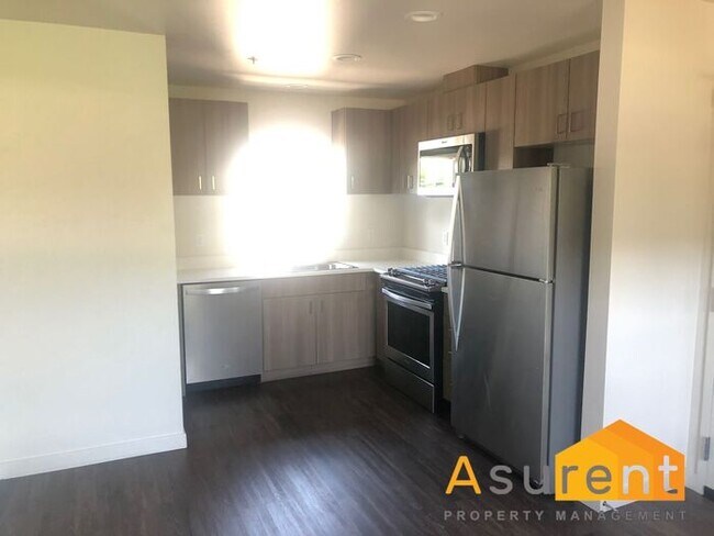 73 S Mountain Ave in Ashland, OR - Building Photo - Building Photo