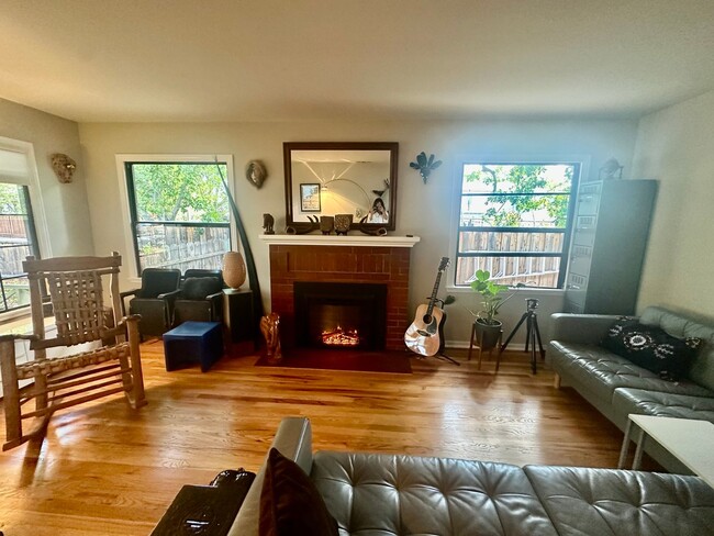 253 Fernando Ave in Palo Alto, CA - Building Photo - Building Photo