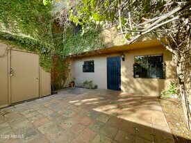 5330 N Central Ave in Phoenix, AZ - Building Photo