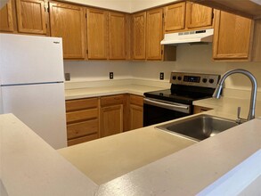 15 Bayberry Dr in Peekskill, NY - Building Photo - Building Photo