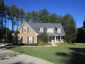 140 Cambridge Woods Dr in Mcdonough, GA - Building Photo