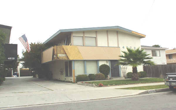 4573 W. 173rd ST. in Lawndale, CA - Building Photo