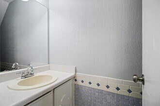 536 Granite Ridge Pl in Sandy Springs, GA - Building Photo - Building Photo