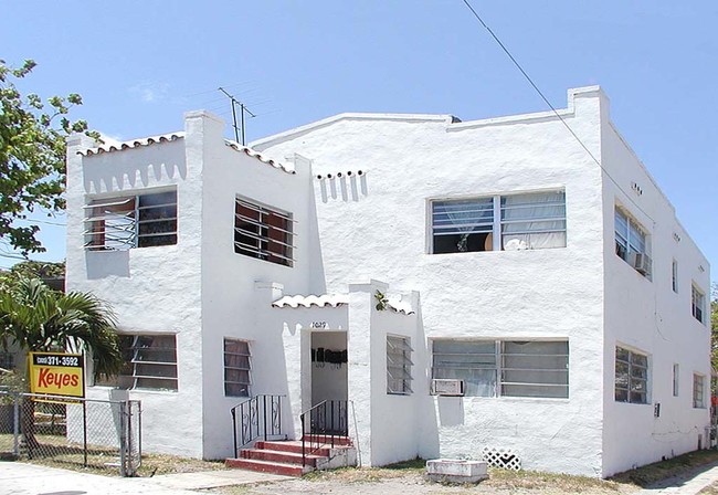 1029 NW 1st St in Miami, FL - Building Photo - Building Photo