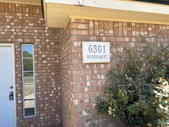6301 S Bonham St in Amarillo, TX - Building Photo - Building Photo