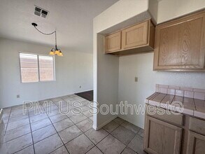 1987 Easy St in Fort Mohave, AZ - Building Photo - Building Photo