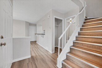 8005 W 90th Dr in Westminster, CO - Building Photo - Building Photo