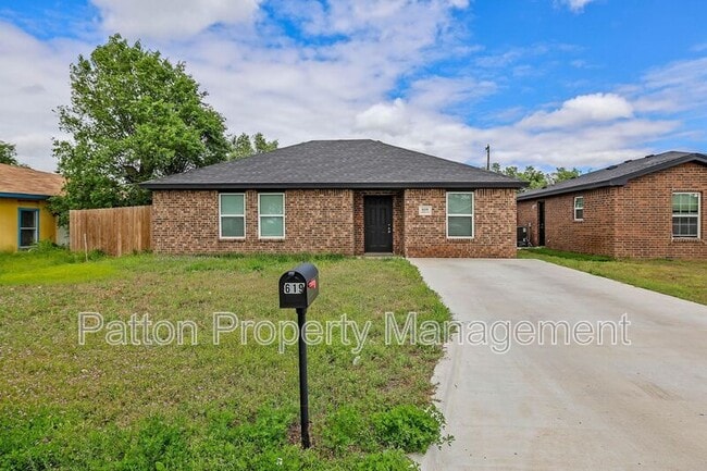 property at 619 S Hill St