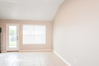 1208 Mountain Peak Dr in Haslet, TX - Building Photo - Building Photo