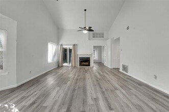 6016 Glenwood Dr in Arlington, TX - Building Photo - Building Photo