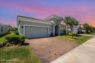 3960 Poseidon Way in Melbourne, FL - Building Photo - Building Photo