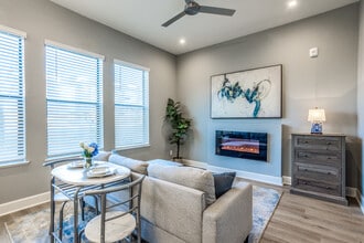 Cityscape Star in Dallas, TX - Building Photo - Interior Photo