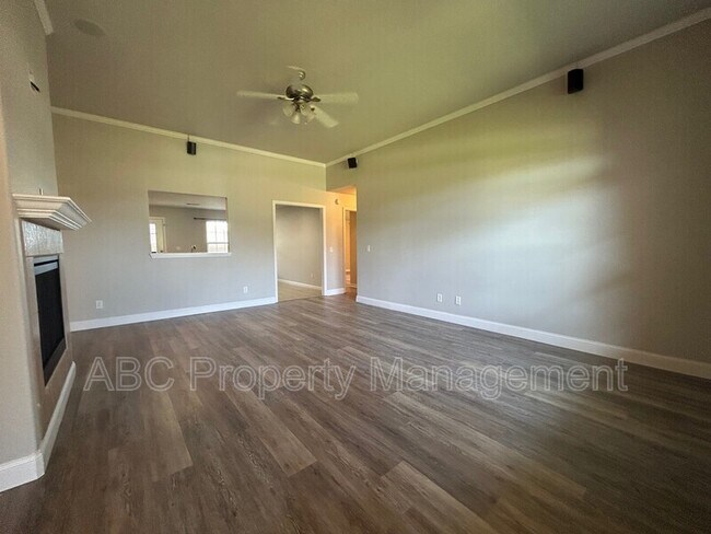 320 Sienna Dr in Centerton, AR - Building Photo - Building Photo