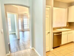 2815 Kings Crossing Dr in Houston, TX - Building Photo - Building Photo