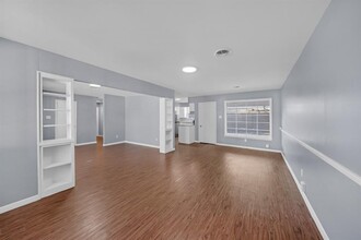 11202 Waxwing St-Unit -A in Houston, TX - Building Photo - Building Photo