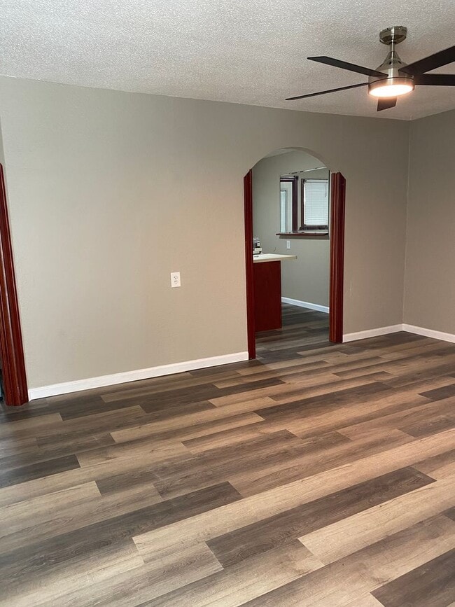 120 15th St in Wood River, IL - Building Photo - Building Photo