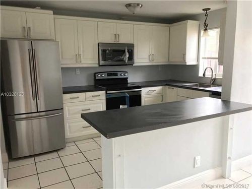 6618 SW 41st St-Unit -8A in Davie, FL - Building Photo
