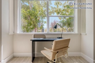 299 Franklin St in Redwood City, CA - Foto de edificio - Building Photo