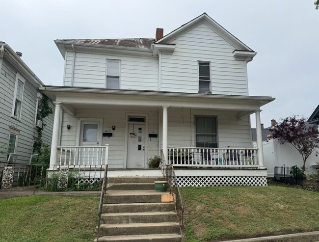 property at 308 E Wheeling St