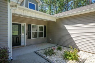 117 Hill Ln in Sneads Ferry, NC - Building Photo - Building Photo
