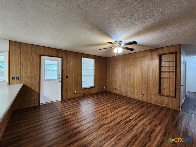 property at 1480 W Klein Rd