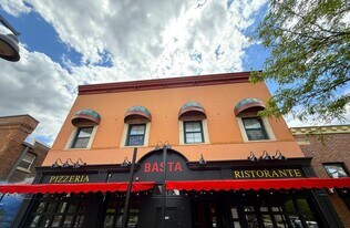 123 Iowa Ave in Iowa City, IA - Building Photo