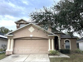 12840 Kings Lake Dr in Gibsonton, FL - Building Photo