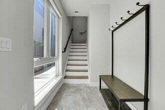 1821 Irving St in Denver, CO - Building Photo - Building Photo