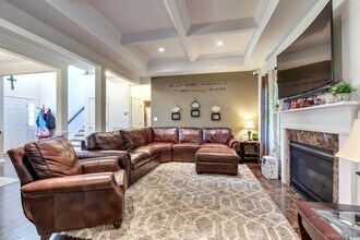 16 Primrose Ln in Chester, NY - Building Photo - Building Photo