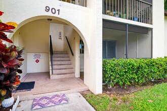 4995 Sable Pine Cir in West Palm Beach, FL - Building Photo - Building Photo