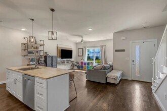 3639 Hydes Ferry Rd in Nashville, TN - Foto de edificio - Building Photo