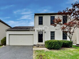 239 Galloway Ridge Dr in Galloway, OH - Building Photo