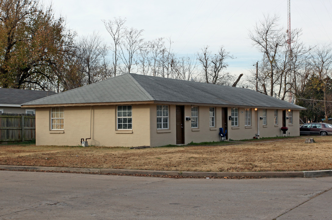 2542 E Marshall St in Tulsa, OK - Building Photo