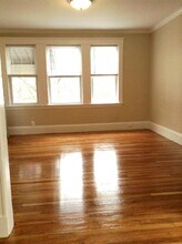 36 Irvington Rd, Unit 2 in Somerville, MA - Building Photo - Building Photo