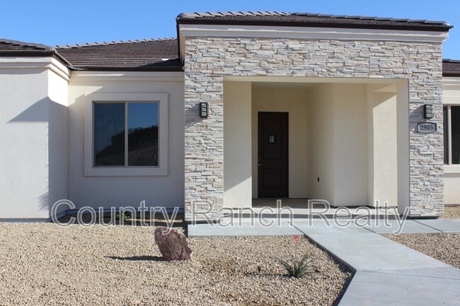 2905 Kolob Canyon Dr in Bullhead City, AZ - Building Photo - Building Photo