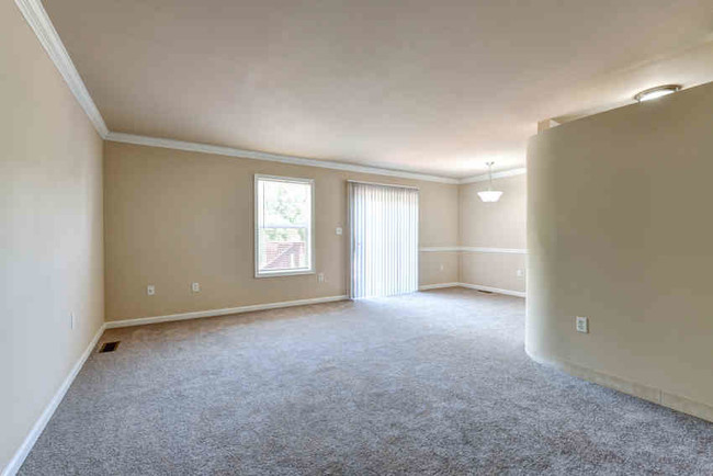 Georgetown Crossing in Mechanicsburg, PA - Building Photo - Building Photo