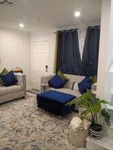 511 S Monterey St in Alhambra, CA - Building Photo - Building Photo