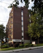 10 Burnside Ave. – The Burnstone in Ottawa, ON - Building Photo