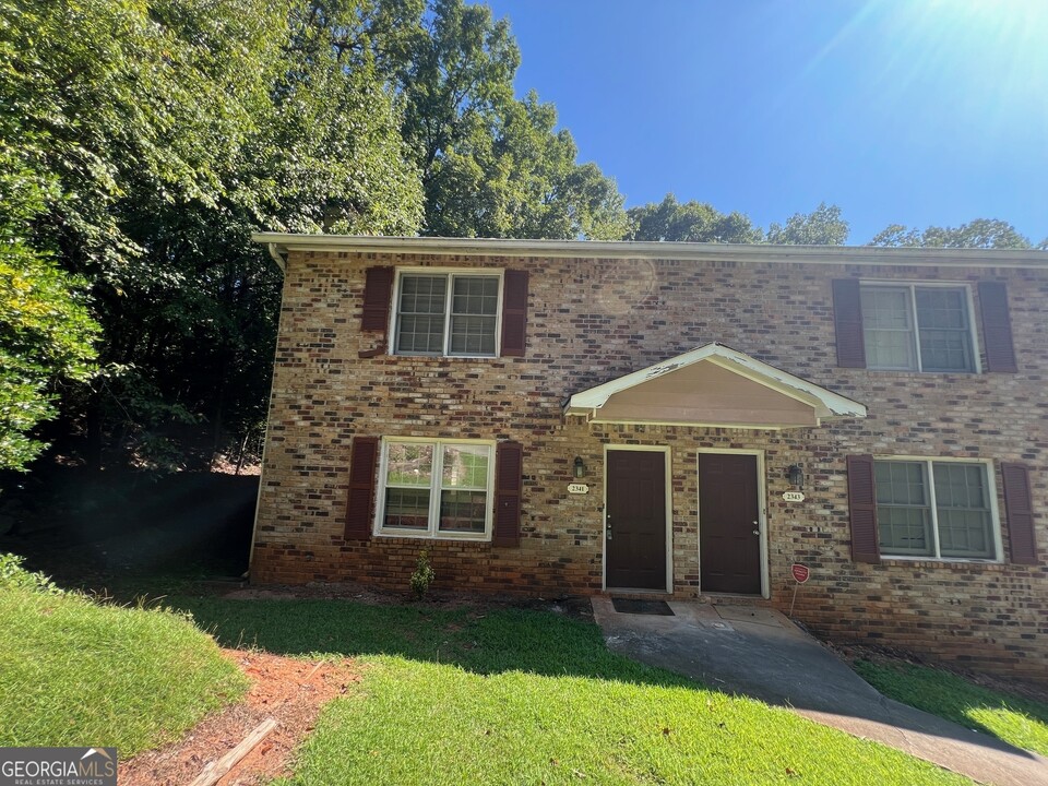 2341 Murell Rd in Snellville, GA - Building Photo