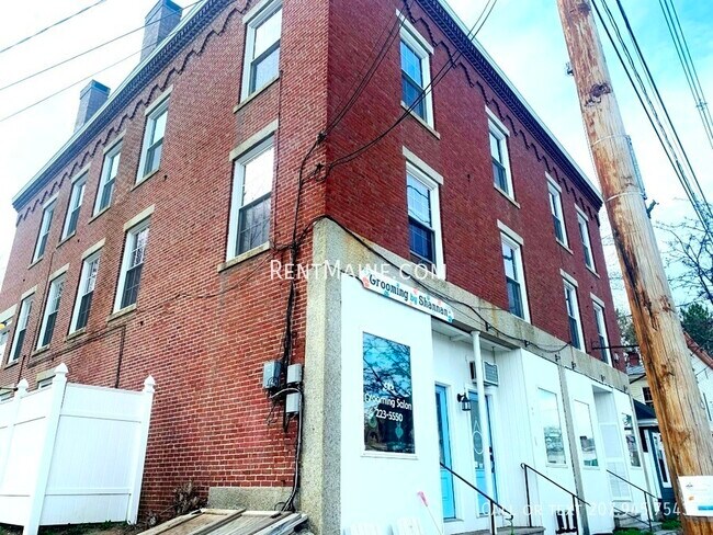 property at 3 Cushing St