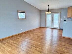 5141 7th Ln S in Fargo, ND - Building Photo - Building Photo