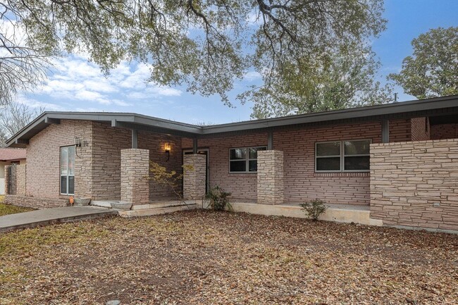 property at 16 Larkwood Ln