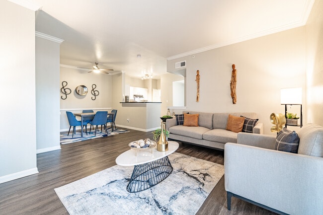 Treymore At Cityplace in Dallas, TX - Foto de edificio - Interior Photo