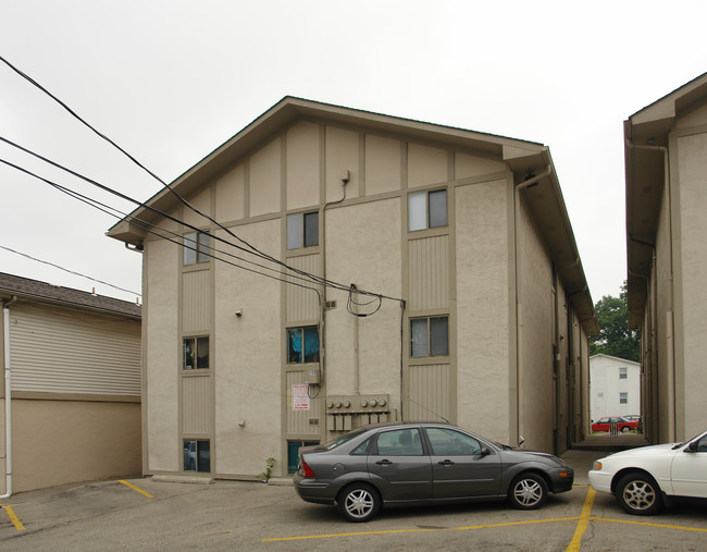 105 E Norwich Ave in Columbus, OH - Building Photo - Building Photo