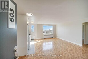 1291 Bayview Ave in Toronto, ON - Building Photo