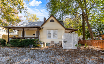 1003 Center St NW in Atlanta, GA - Building Photo - Building Photo