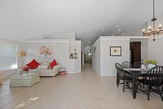 1871 Corsica Dr in Wellington, FL - Building Photo - Building Photo