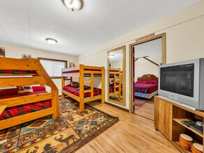 23672 CA-108 in Twain Harte, CA - Building Photo - Building Photo