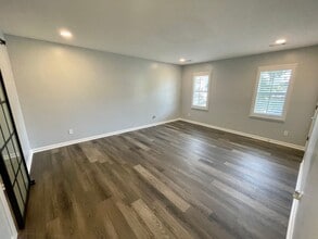 3205 Spring Mill Rd in Greensboro, NC - Building Photo - Building Photo